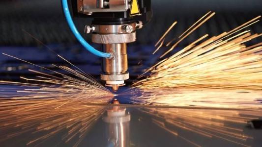 全球股市暴跌，對(duì)激光企業(yè)有何影響？